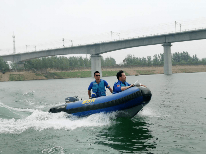 好舒服好爽操死我视频"